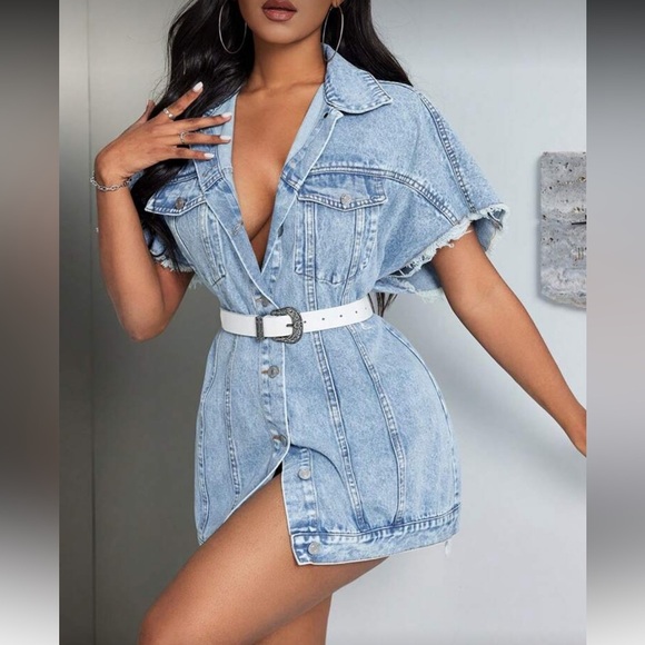 Stylish Denim Button-Up Dress with Belt - Picture 5 of 8